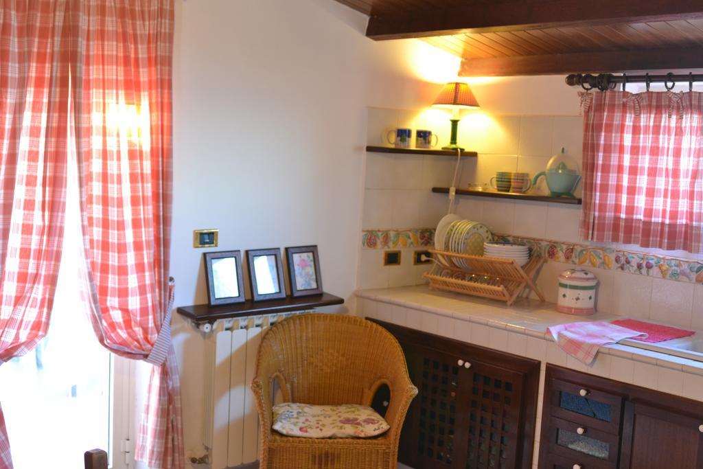 Vacanze Al Mare Patrizia'S Sweet Home تيرمي فيلياتوري الغرفة الصورة